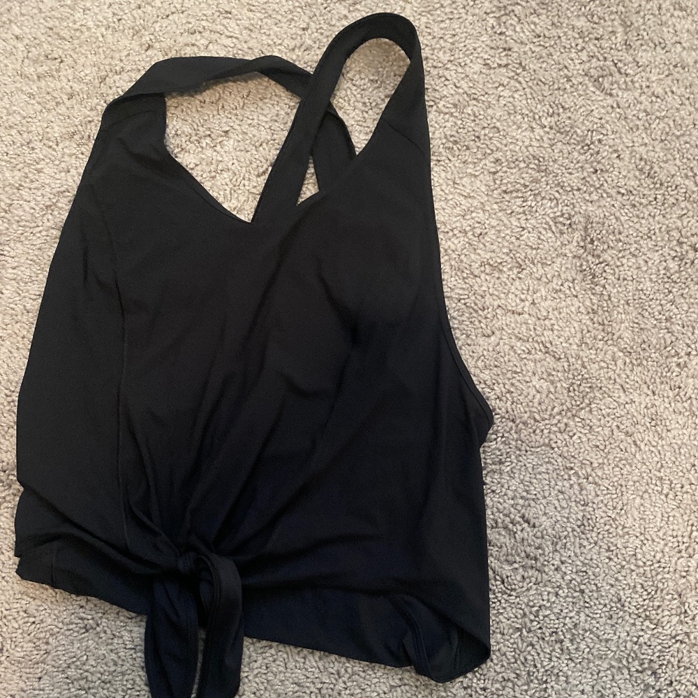 Lululemon top